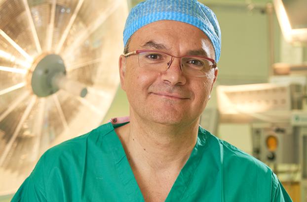 Mr Gabriel Oniscu - Consultant Transplant Surgeon at RIE